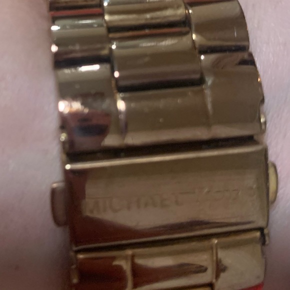 MICHAEL KORS Lennox Pavé Logo Rose Gold-Tone Watch - Picture 12 of 12